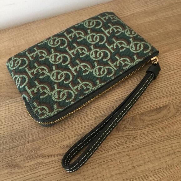 Coach - Stylish Green Patterned Women's Clutch - Picture 5 of 6